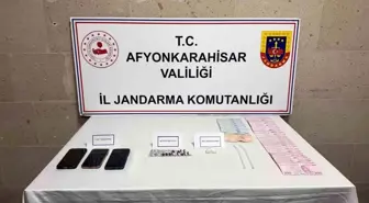 Uyuşturucu Tacirleri Afyonkarahisar'da Yakalandı