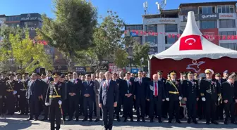 Cumhuriyet Bayramı Törenleri Van, Bitlis, Muş ve Hakkari'de Coşkuyla Kutlandı