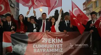 Bayraklı'da Cumhuriyetin 101'inci Yılında Büyük Coşku