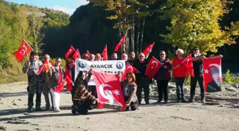 Ayancık'ta Cumhuriyet Bayramı İçin Doğa Yürüyüşü Düzenlendi