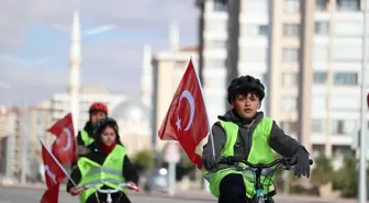 Konya'da Güvenli Okul Yolları Projesi ile Öğrencilere Bisikletle Sürüş Etkinliği