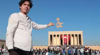 Fırat Kalkan, Anıtkabir Yapraklarıyla Atatürk Portresi Yaptı