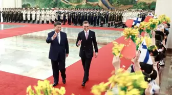 Xi Jinping ve Alexander Stubb Beijing'de Bir Araya Geldi