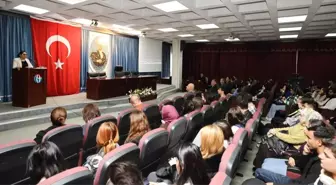 Gaziantep Üniversitesi'nde Cumhuriyet Paneli Düzenlendi