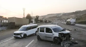 Cizre'de Zincirleme Trafik Kazası: 2 Yaralı