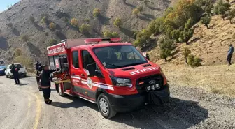 Adıyaman'da Hafif Ticari Araç Devrildi: 2 Ölü