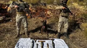 Bitlis'te Jandarma Operasyonu: El Yapımı Patlayıcı ve Mühimmat Ele Geçirildi