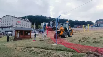 Erciyes AŞ'den Uludağ Kayak Merkezi'nde Pist Güvenliği Eğitimi