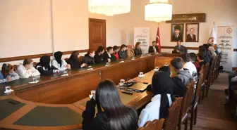 Öğrenciler Kastamonu Valisi'ni Ziyaret Etti