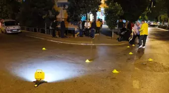 Alanya'da Motosiklete Açılan Ateşte İki Kişi Yaralandı