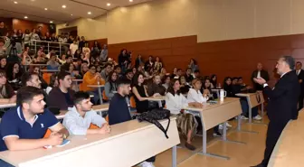 RTÜK Başkanı Ebubekir Şahin, Ege Üniversitesi İletişim Fakültesi Öğrencileriyle Buluştu