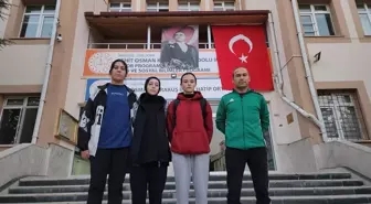 Amasya'da liseli kriket oyuncuları milli takım aday kadrosuna çağrıldı