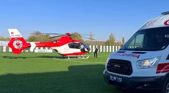 Gümüşhane'de Boğazına Fındık Kaçan 1 Yaşındaki Çocuk Ambulans Helikopterle Trabzon'a Sevk Edildi