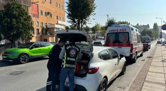 Küçükçekmece'de Ambulansa Yol Vermeyen Sürücüye Cezalar Kesildi