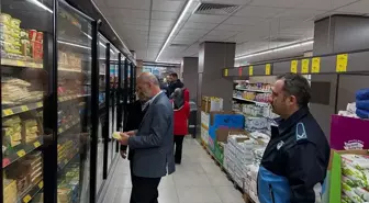 Ladik Belediyesi Zabıta Ekiplerinden Market Denetimi