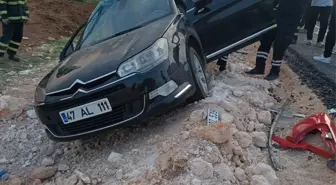 Kızıltepe'de Kamyonet ile Otomobil Çarpıştı: 4 Yaralı