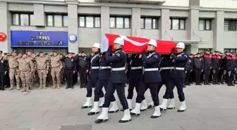 Bakırköy'de kazaya müdahale ederken şehit olan polis memuru için tören düzenlendi