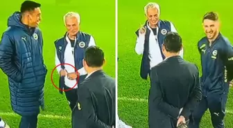 Mourinho'dan sahanın ortasında Trabzonsporluları çıldırtan hareket