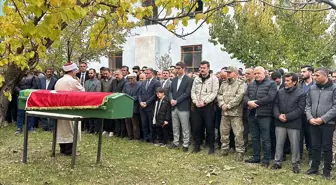 Van'daki silahlı saldırıda hayatını kaybeden sağlık çalışanı son yolculuğuna uğurlandı