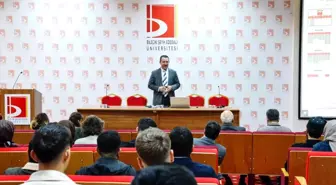 BŞEÜ'nde 'Kariyer Günü' Semineri Düzenlendi