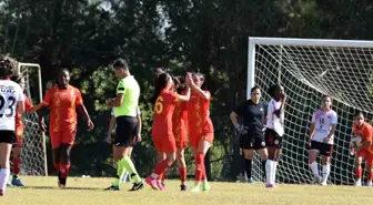 Kayseri Kadın FK, Antalyaspor Kadın FK'ya 3-1 Mağlup Oldu