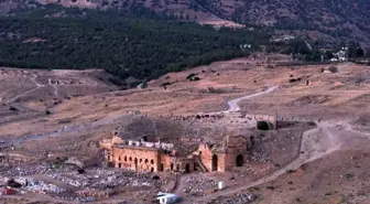 Pamukkale Travertenleri Gün Batımında Hayran Bırakıyor