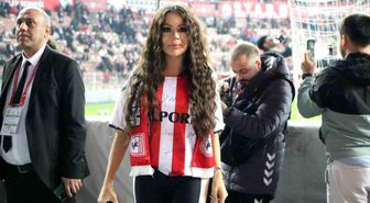 Samsunspor'un Gol Şarkısı Çağla, Taraftarları Coşturdu