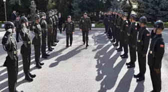 Kara Kuvvetleri Komutanları Arasında Görüşme