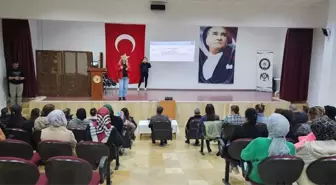 Elazığ'da 'En İyi Narkotik Polisi Anne Projesi' Toplantısı Düzenlendi