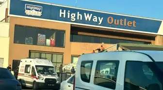 Bolu'da AVM'de Temizlik İşçisi Düşerek Yaralandı