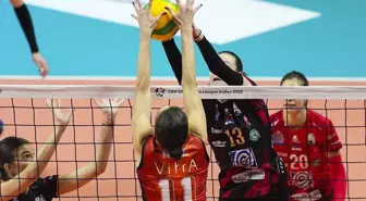 Eczacıbaşı Dynavit, CEV Şampiyonlar Ligi'nde Rakibini 3-0 Geçti