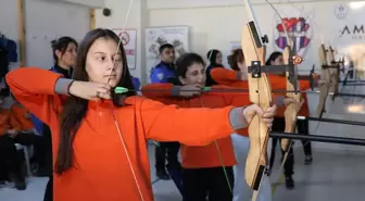 Amasya'da Çocuklara Okçuluk Kursu
