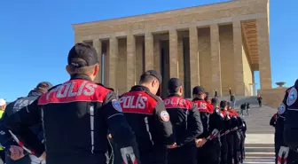 Emniyet Teşkilatı, Atatürk'ü Anmak İçin Anıtkabir'i Ziyaret Etti