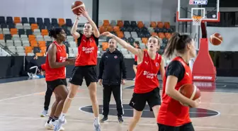 A Milli Kadın Basketbol Takımı, Slovakya ile Maç Hazırlıklarına Başladı