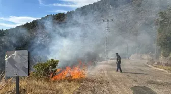 Kumluca'da Orman Yangını: Ekipler Müdahaleye Başladı