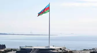 Azerbaycan, En Büyük Bayraka Sahip Oldu