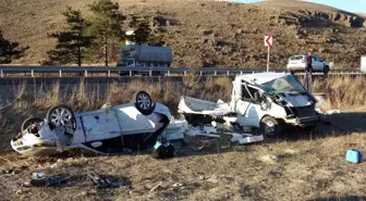 Erzurum'da Balık Yüklü Kamyonet Takla Attı: 5 Yaralı