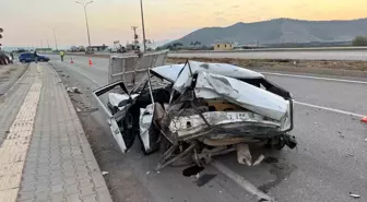 Hatay'da Tır ile Çarpışan Otomobilde Facia: 16 Yaşındaki Çocuk Hayatını Kaybetti