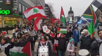 İsveç'te İsrail'in Saldırıları Protesto Edildi