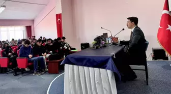 Kariyer Planlaması Semineri Pazaryeri'nde Gerçekleşti