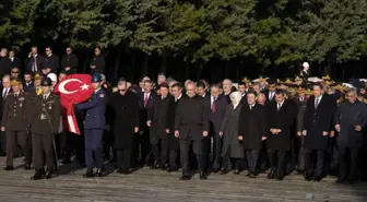 Anıtkabir'de 10 Kasım töreni