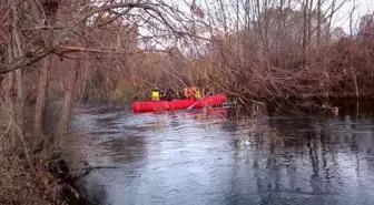 Bingöl'de Murat Nehri'nde Mahsur Kalan 4 Kişi Kurtarıldı