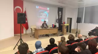 Tekirdağ Namık Kemal Üniversitesi'nde 'Atatürk ve Cumhuriyet' Konferansı