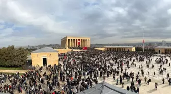 10 Kasım'da Anıtkabir'i 1 Milyondan Fazla Kişi Ziyaret Etti