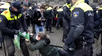 Amsterdam'da Filistin Yanlısı Göstericilere Gözaltı