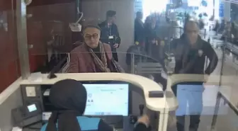 Barbaros Şansal, İstanbul Havalimanı'nda gözaltına alındı