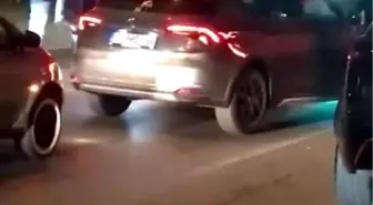 Bursa'da Asker Eğlencesi Trafiği Kilitledi