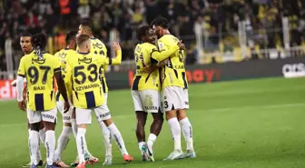 Fenerbahçe, Sivasspor'u 4-0'la Geçti