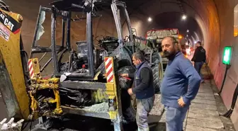 Cankurtaran Tüneli'nde Ekskavatör Yangını