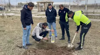 Muş'ta Milli Ağaçlandırma Günü Etkinliği Düzenlendi